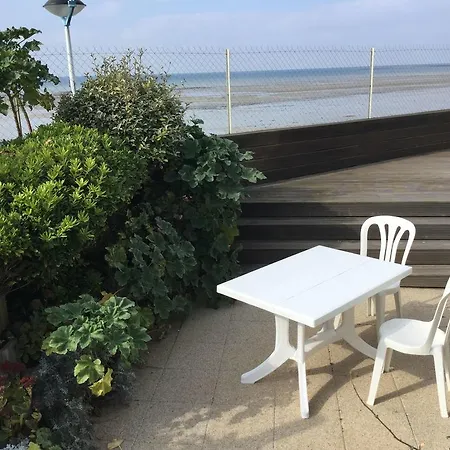 Appartamento Modern In Coutainville With Terrace Agon-Coutainville